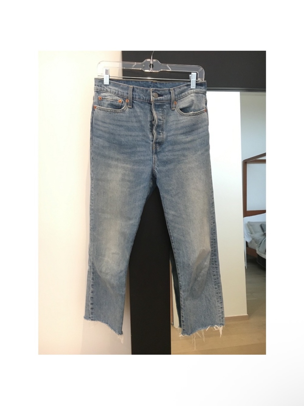Levi’s wedgie fit High-Rise Straight Crop Jeans in Light Blue
